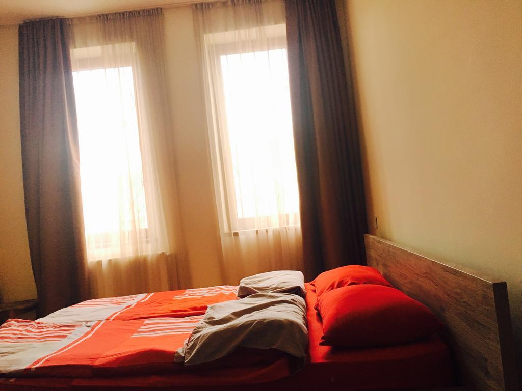 Nana Apartment Тбилиси Екстериор снимка